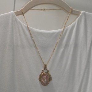 Cameo necklace #1